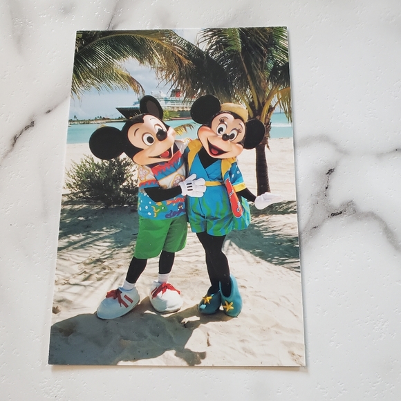 4 Disney Post Cards Mickey & Minnie Disney Cruise Line - Picture 6 of 8